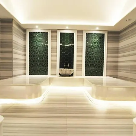 Cozy Bright W Parking, Poolviews! #237 Apartamento *