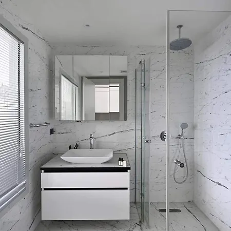 Cozy Bright W Parking, Poolviews! #237